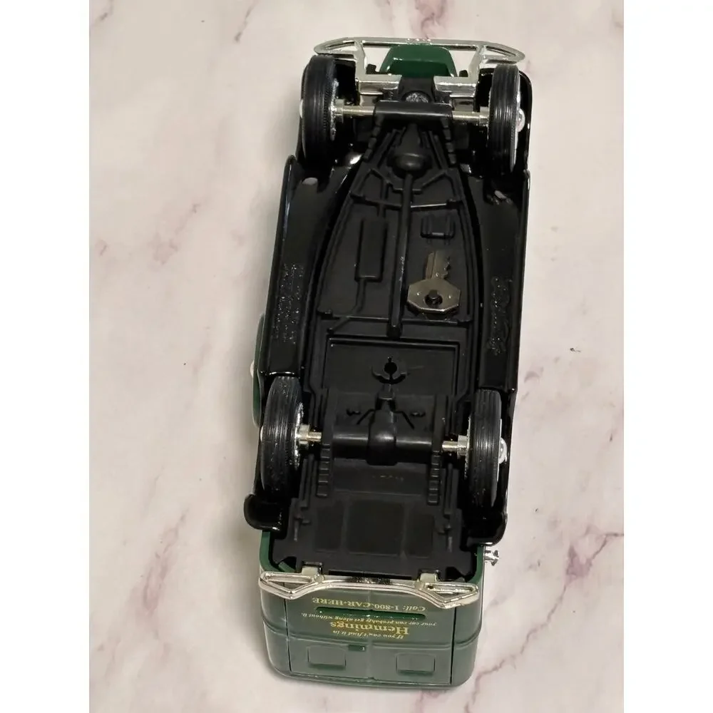 ERTL 1932 Ford Delivery Van Coin Bank Hemmings Motor News Green Die Cast 1:28